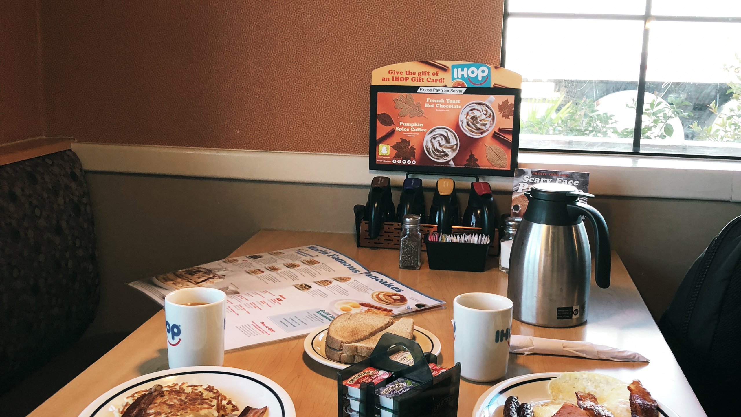 Обои завтрак, полноценный завтрак, serveware, посуда, Кулинария в разрешении 2560x1440