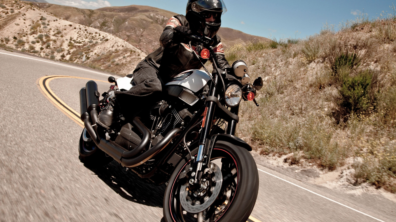 Обои мотоцикл, мотоспорт, автомобильные шины, аксессуары для мотоциклов, крейсер в разрешении 1366x768