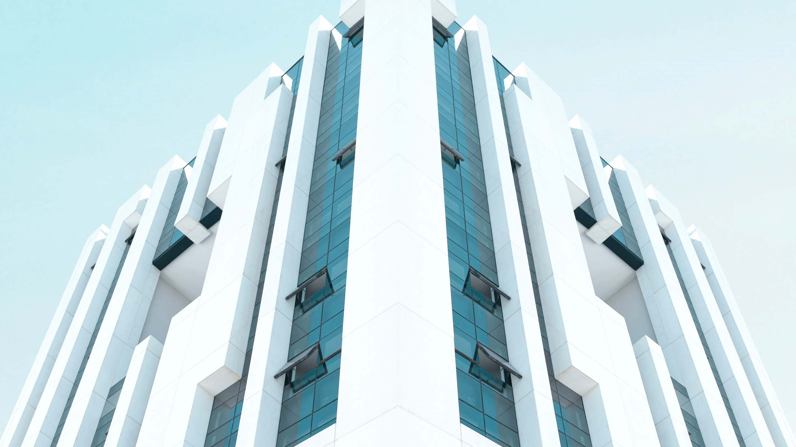 Обои Компания Fujifilm, глубина резкости, архитектура, дневное время, здание в разрешении 2560x1440