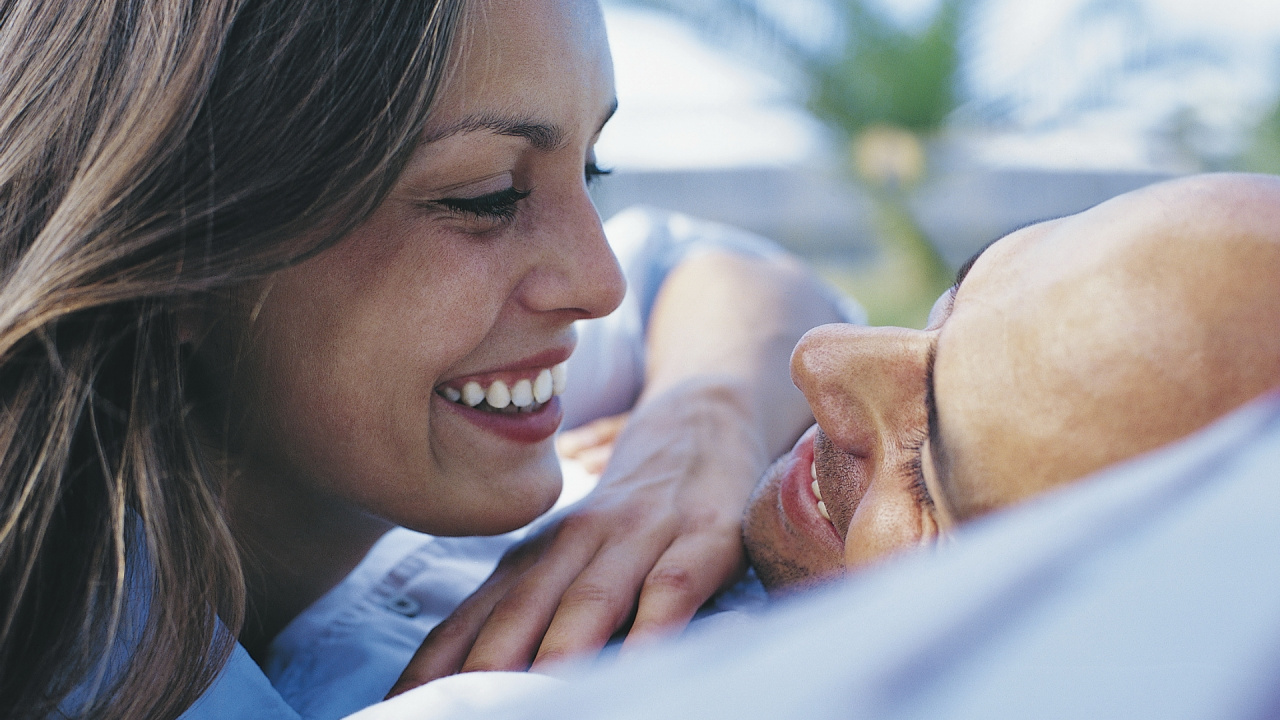 Обои нос, эмоции, мимика, видео, выражение лица в разрешении 1280x720