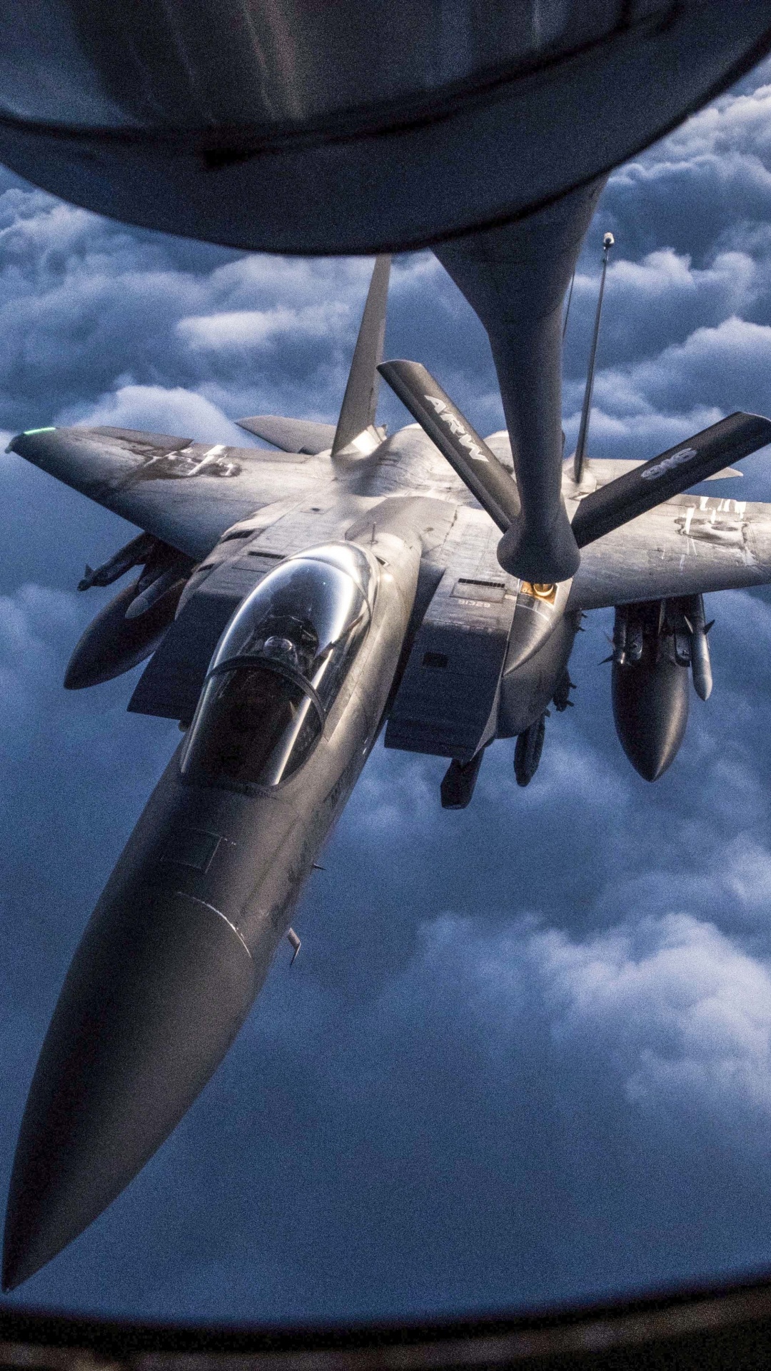 Обои Боинг KC-135 Стратотанкер, дозаправка в воздухе, ВВС США, военный самолет, самолет в разрешении 1080x1920