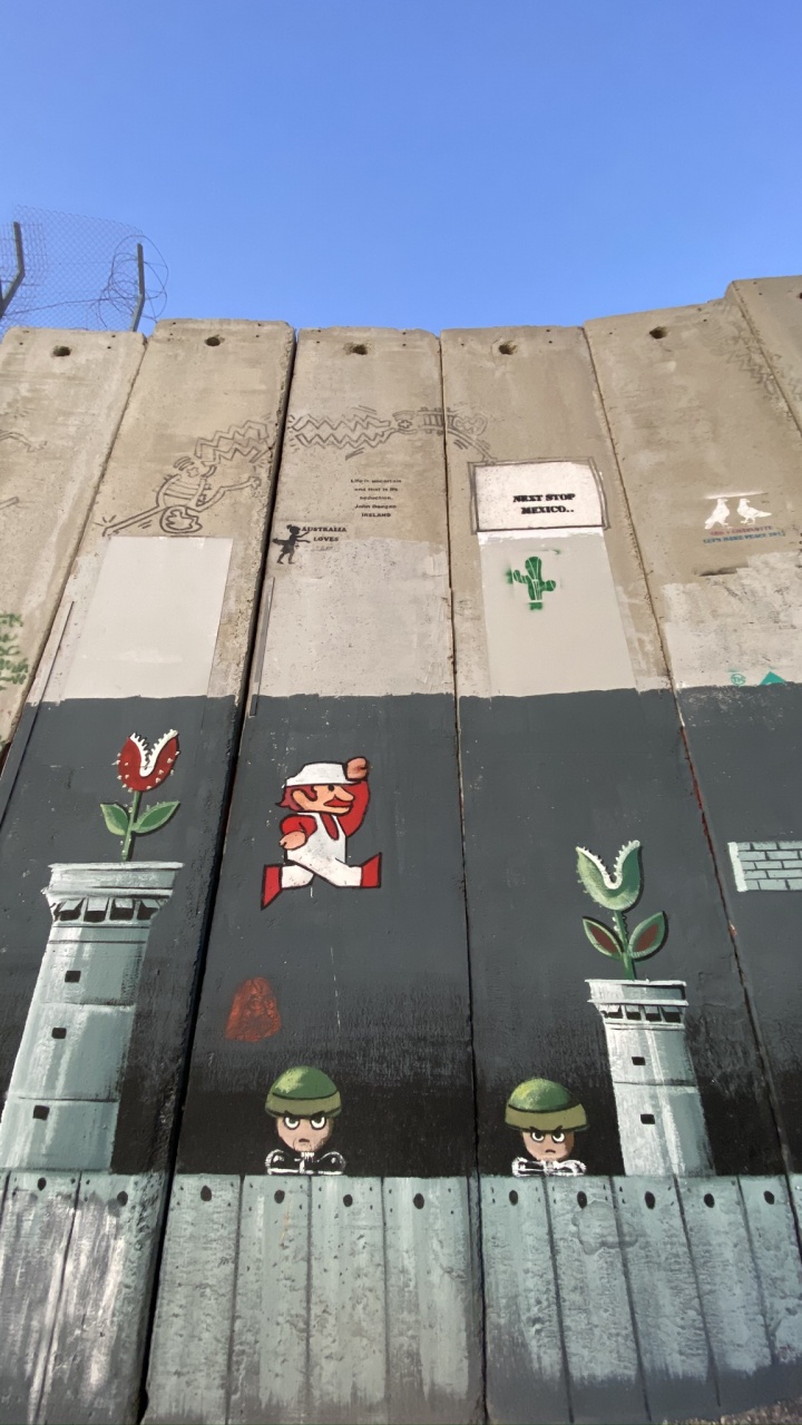 Обои стена, фасад, Реклама, баннер в разрешении 720x1280