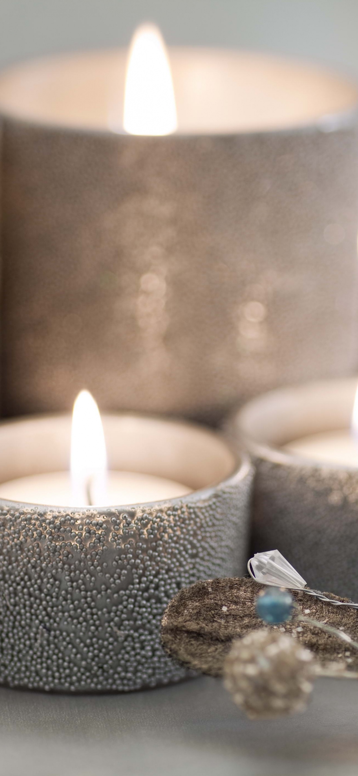 Обои свеча, Рождественские украшения, Рождественский день, освещение, предмет в разрешении 1242x2688