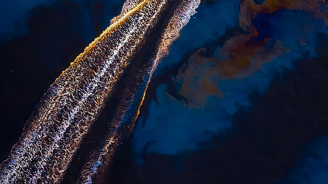 Обои отражение, вода, гидроресурсы, синий, электрик в разрешении 1366x768