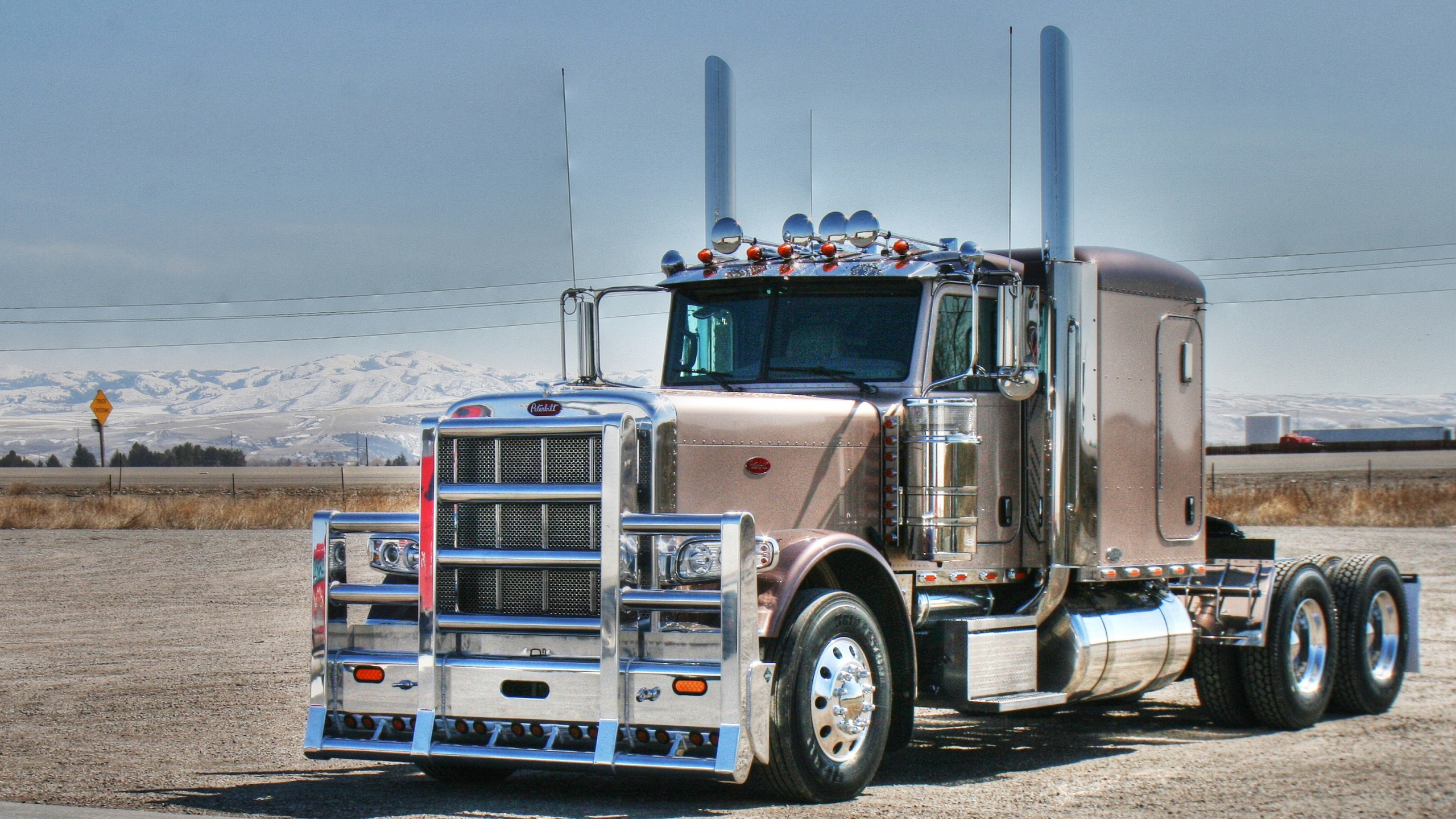 Обои большегруз, грузовик, Петербилт 379, транспорт, трейлер тележки в разрешении 2560x1440
