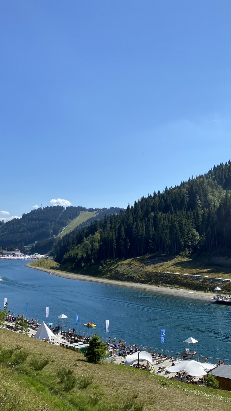 Обои пейзажи гор, фьорд, гидроресурсы, водоем, водный путь в разрешении 750x1334