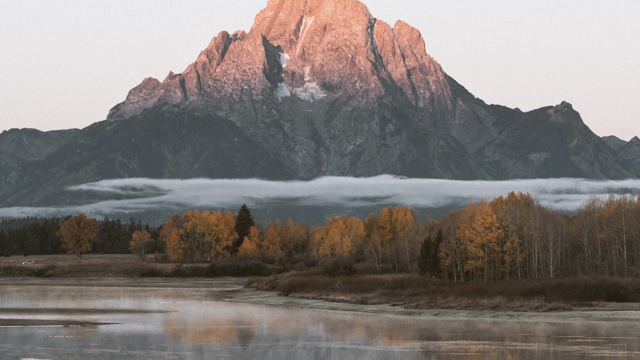 Обои отражение, вода, гидроресурсы, гора, растение в разрешении 1280x720