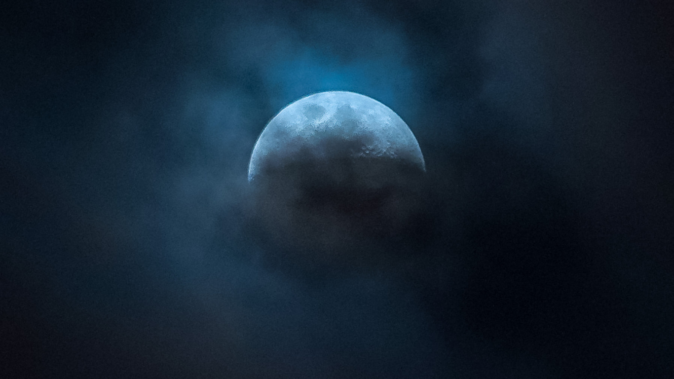 Обои луна, облако, космос, ночное небо, атмосфера в разрешении 1366x768