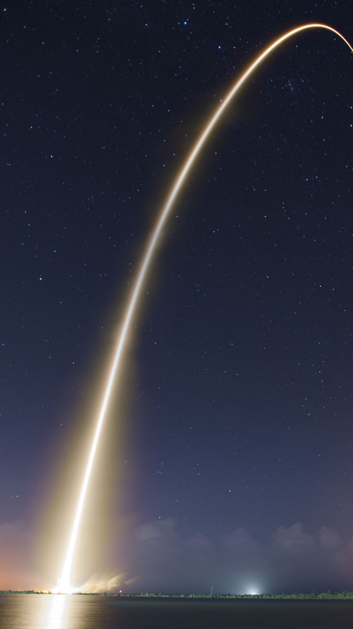 Обои запуск ракеты, SpaceX, Falcon 9, ракета, космический аппарат в разрешении 720x1280