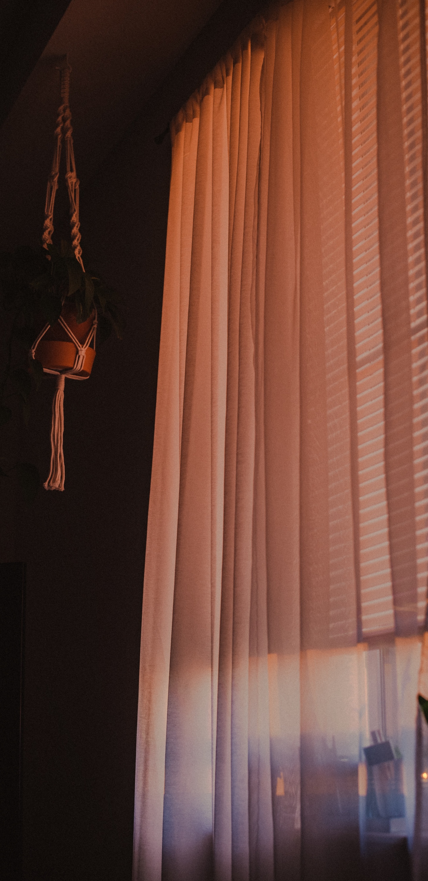 Обои дизайн интерьера, ткань, Жалюзи Оттенки, дизайн, освещение в разрешении 1440x2960