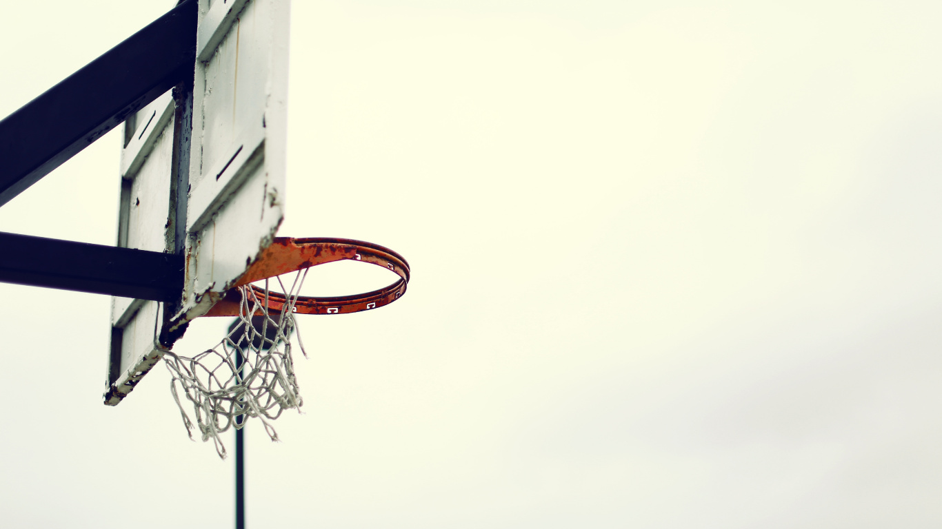 Обои Баскетбол, баскетбольная площадка, стритбол, командный вид спорта, баскетбольные движения в разрешении 1366x768