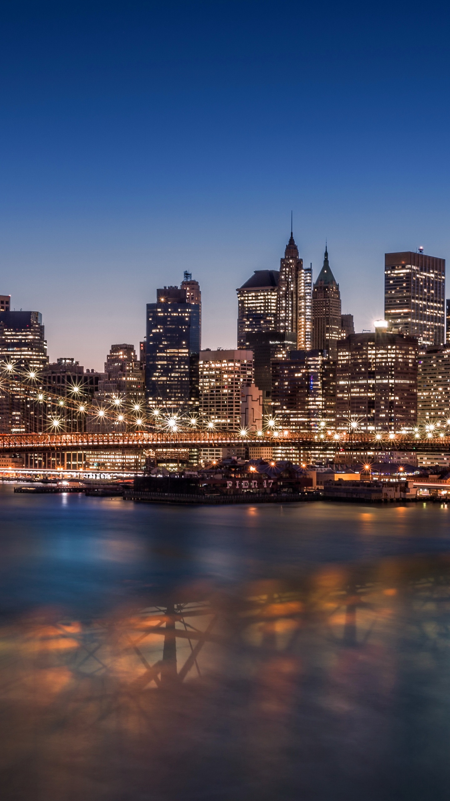 Обои метраж, небоскреб, небо, Бруклинский мост, городской район в разрешении 1440x2560