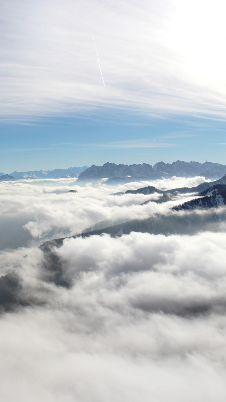 Обои горный рельеф, гора, облако, горный хребет, хребет в разрешении 750x1334
