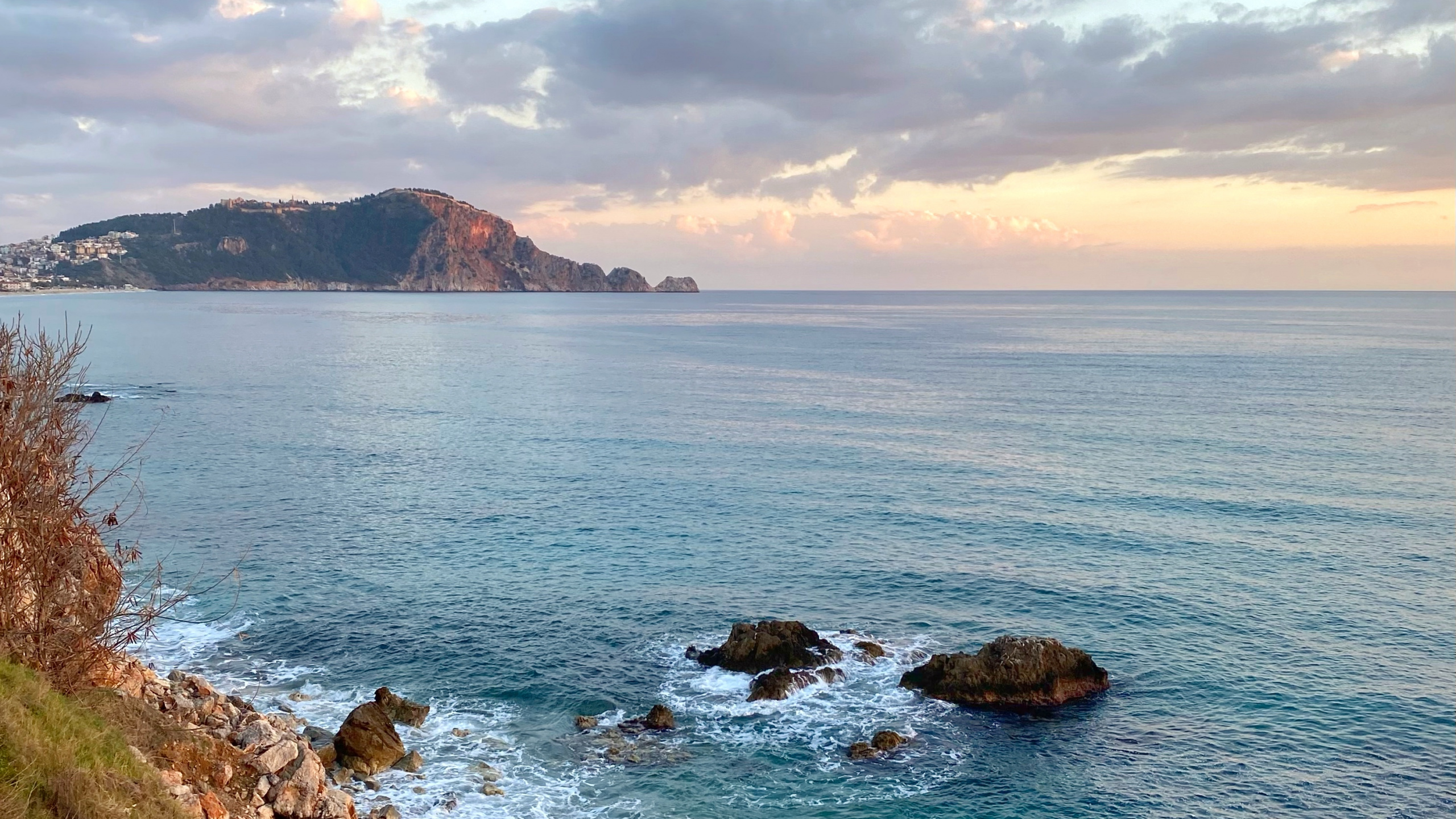 Обои море, вода, облако, гидроресурсы, лазурный в разрешении 2560x1440