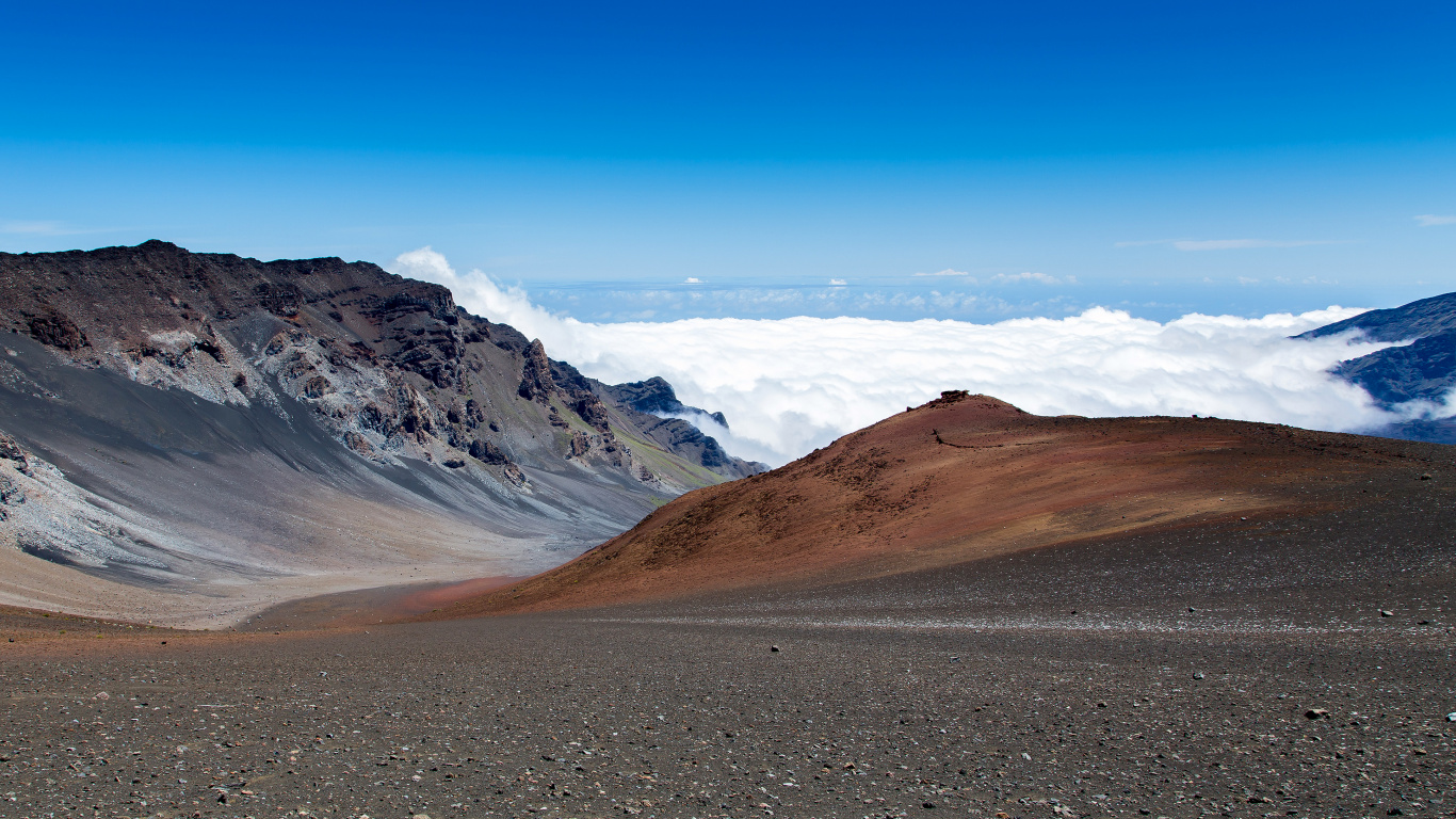 Обои Haleakal, вулкан, горный рельеф, гора, горный хребет в разрешении 1366x768