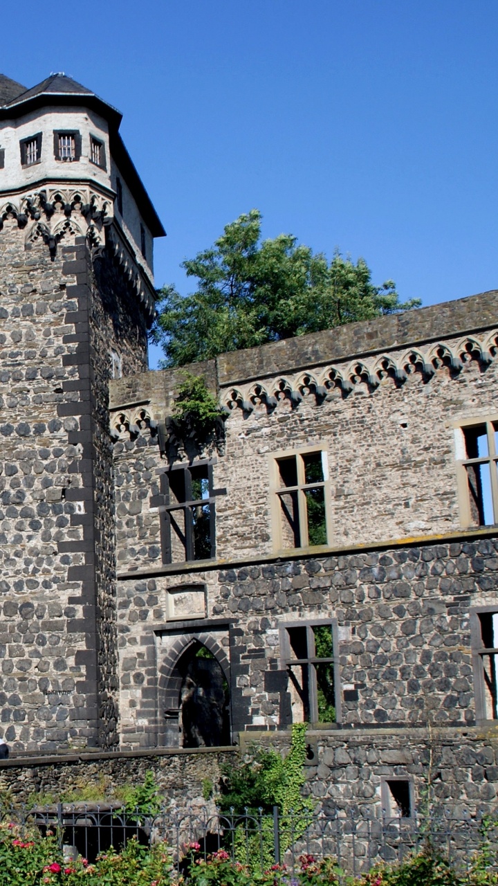 Обои Андернах, средневековье, архитектура, здание, средневековая архитектура в разрешении 720x1280