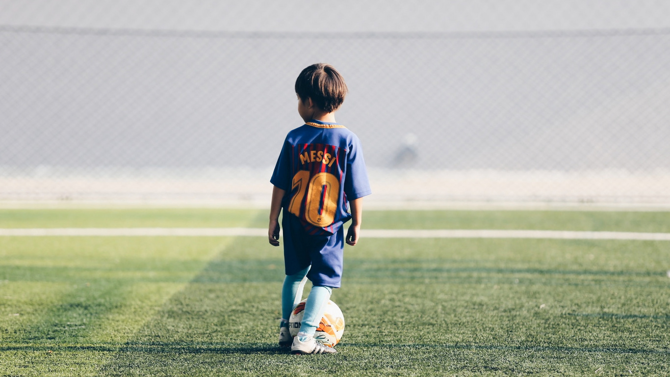 Обои Футбольный игрок, американский футбол, футбольное поле, игрок, футбол в разрешении 1366x768