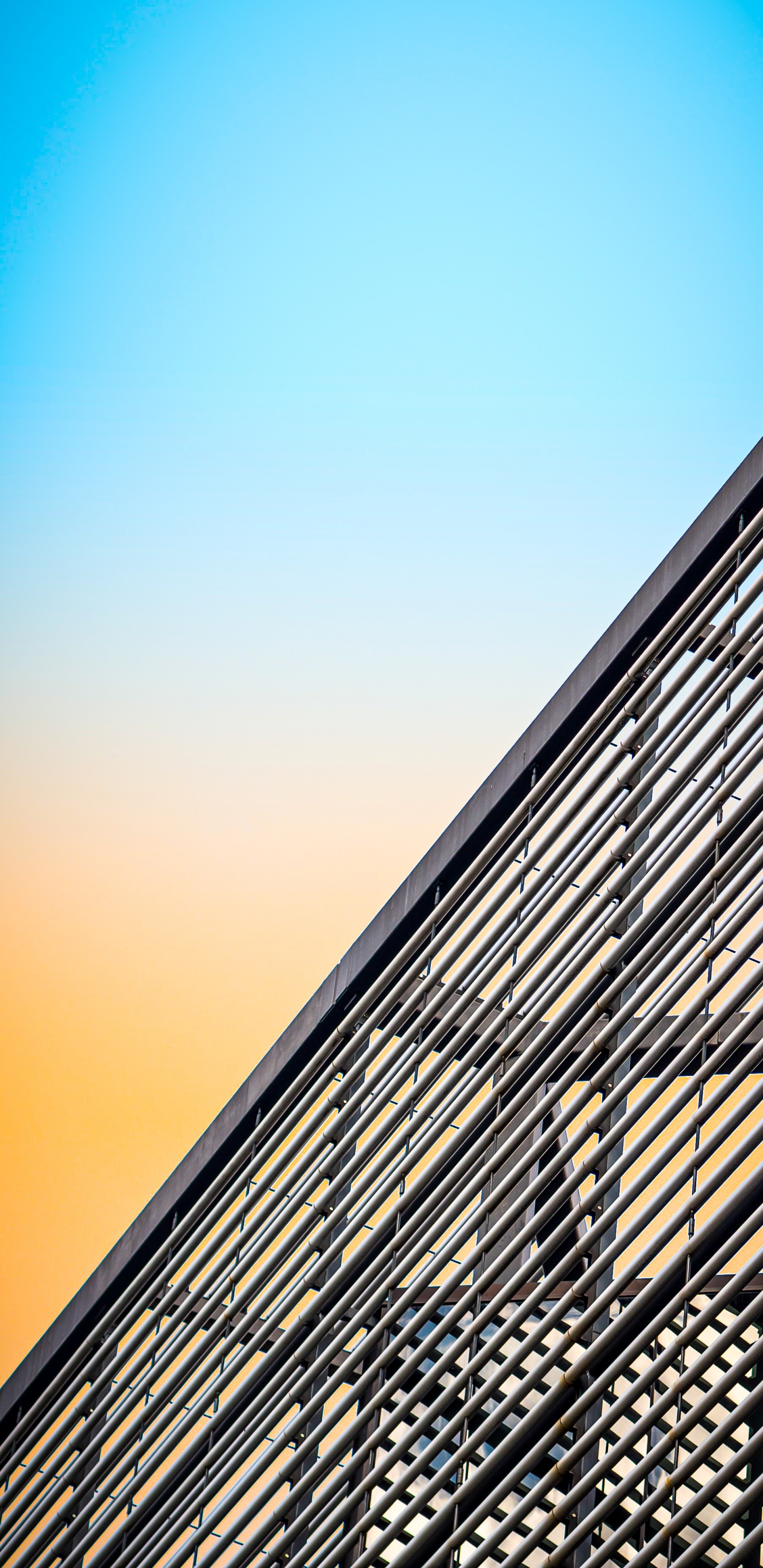 Обои бизнес, здание, прямоугольник, древесина, крыша в разрешении 1440x2960