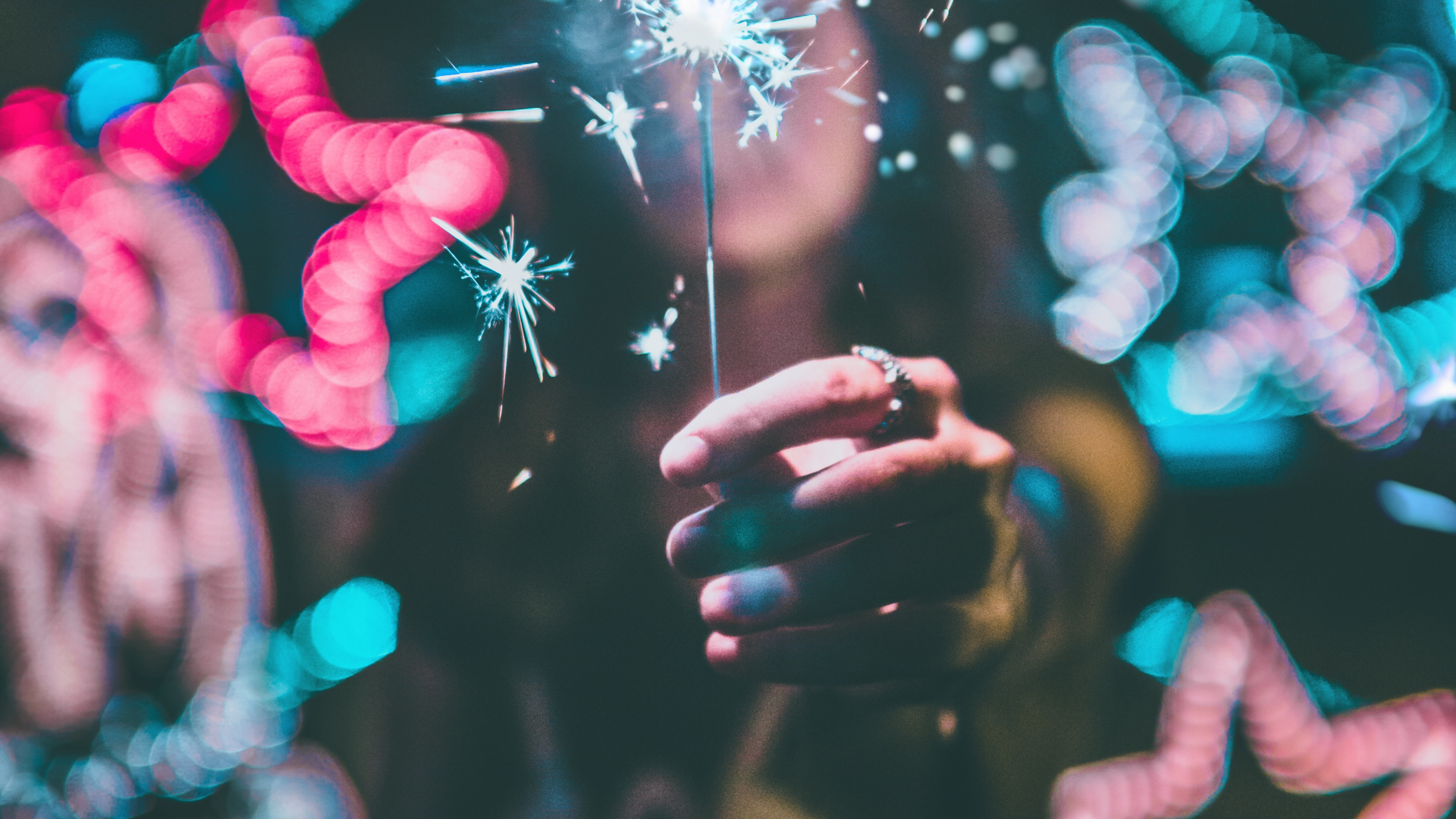 Обои свет, розовый, событие, палец, забава в разрешении 3840x2160