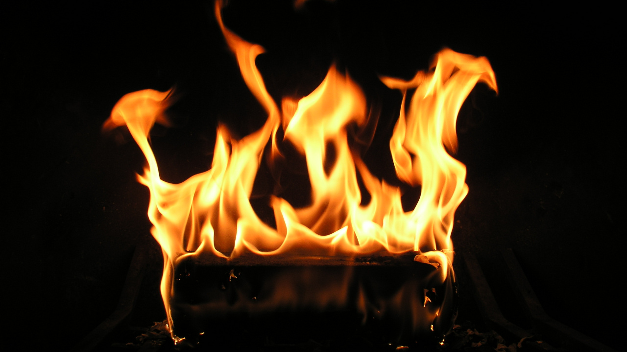 Обои пламя, огонь, тепло, темнота, костер в разрешении 1280x720