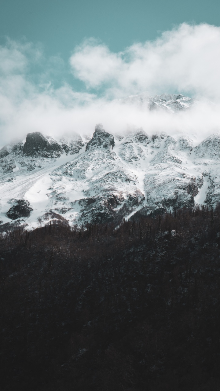 Обои гора, горный рельеф, облако, вода, волна в разрешении 720x1280