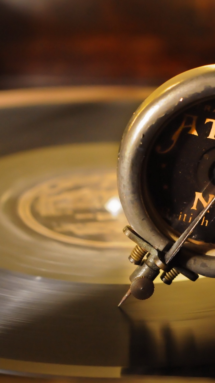 Обои граммофонная пластинка, фонограф, крупный план, музыка, изобретение в разрешении 720x1280