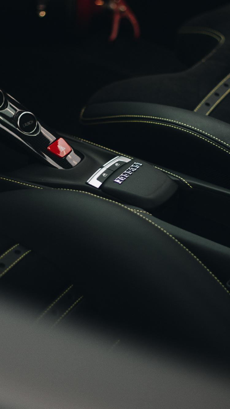 Обои свет, углерод, сиденье, подголовник, Король в разрешении 750x1334