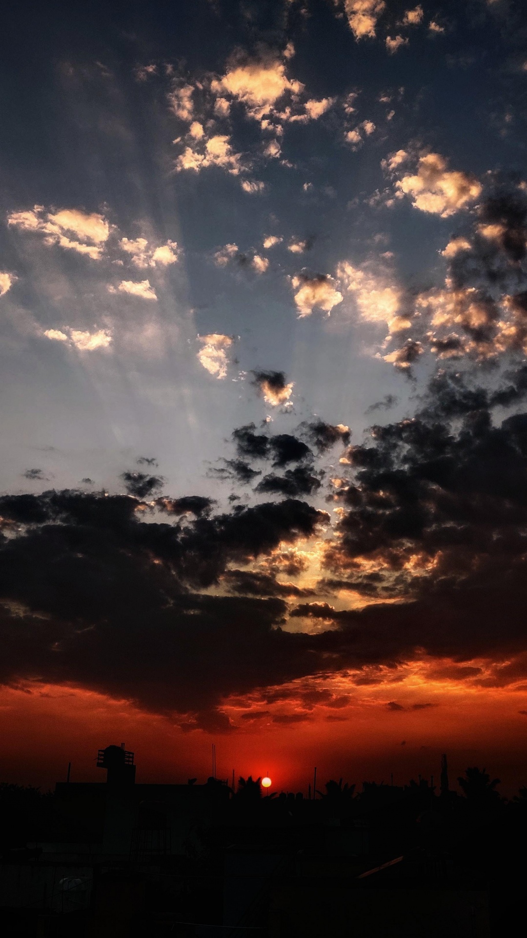 Обои облако, атмосфера, послесвечение, Оранжевый цвет, природный ландшафт в разрешении 1080x1920