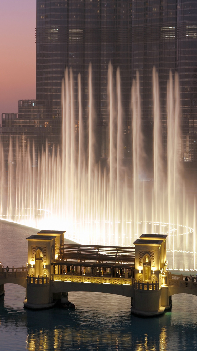 Обои Дубай Молл, Фонтан Дубай, Бурдж Халифа, город, ориентир в разрешении 750x1334