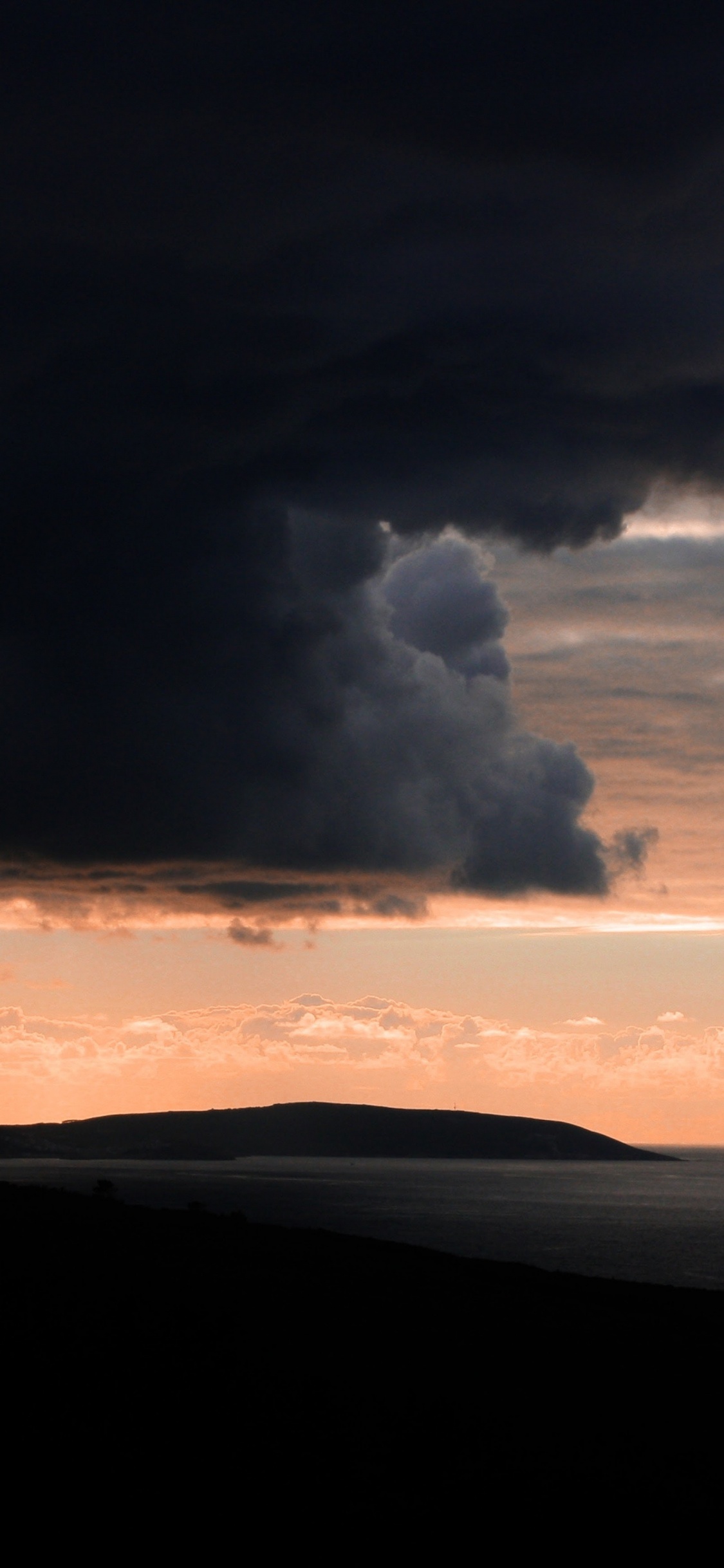 Обои apple, iPhone, iPhone X, яблоко, ios в разрешении 1125x2436