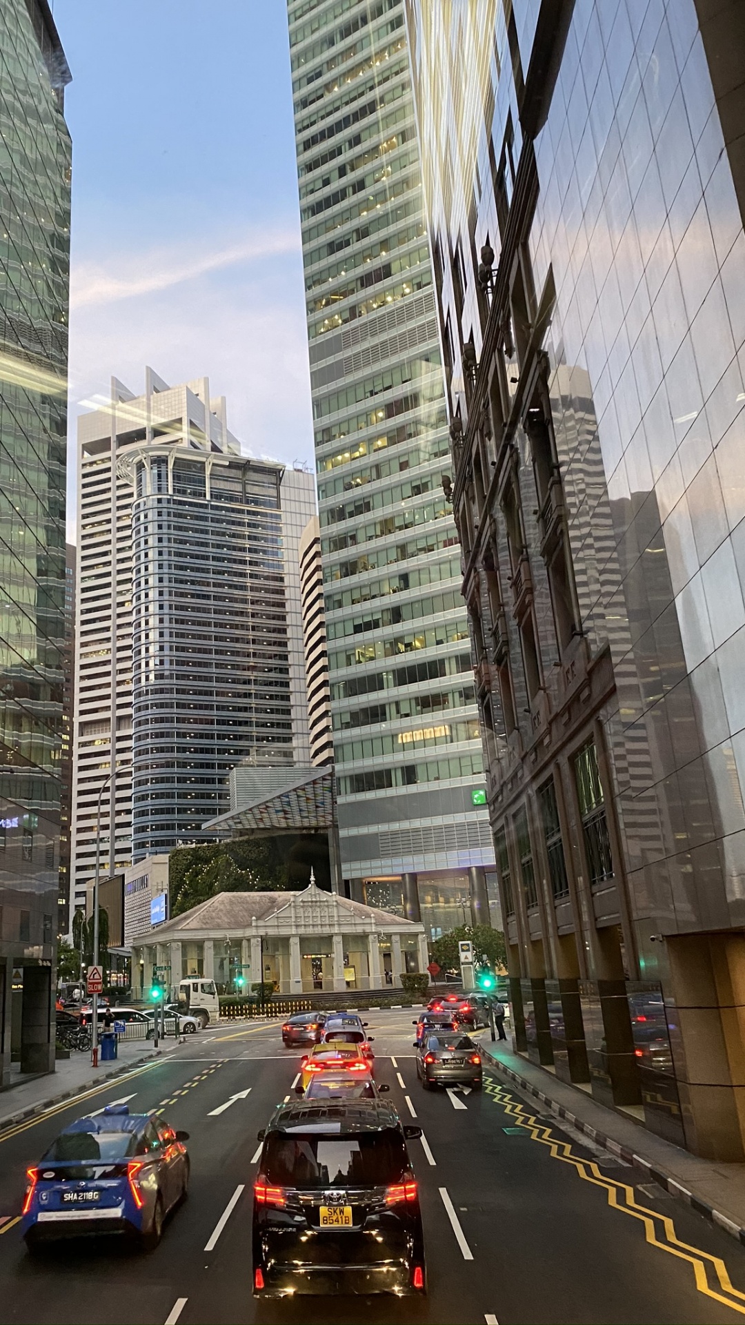 Обои Сингапур, Король, дорога, башня, городской район в разрешении 1080x1920