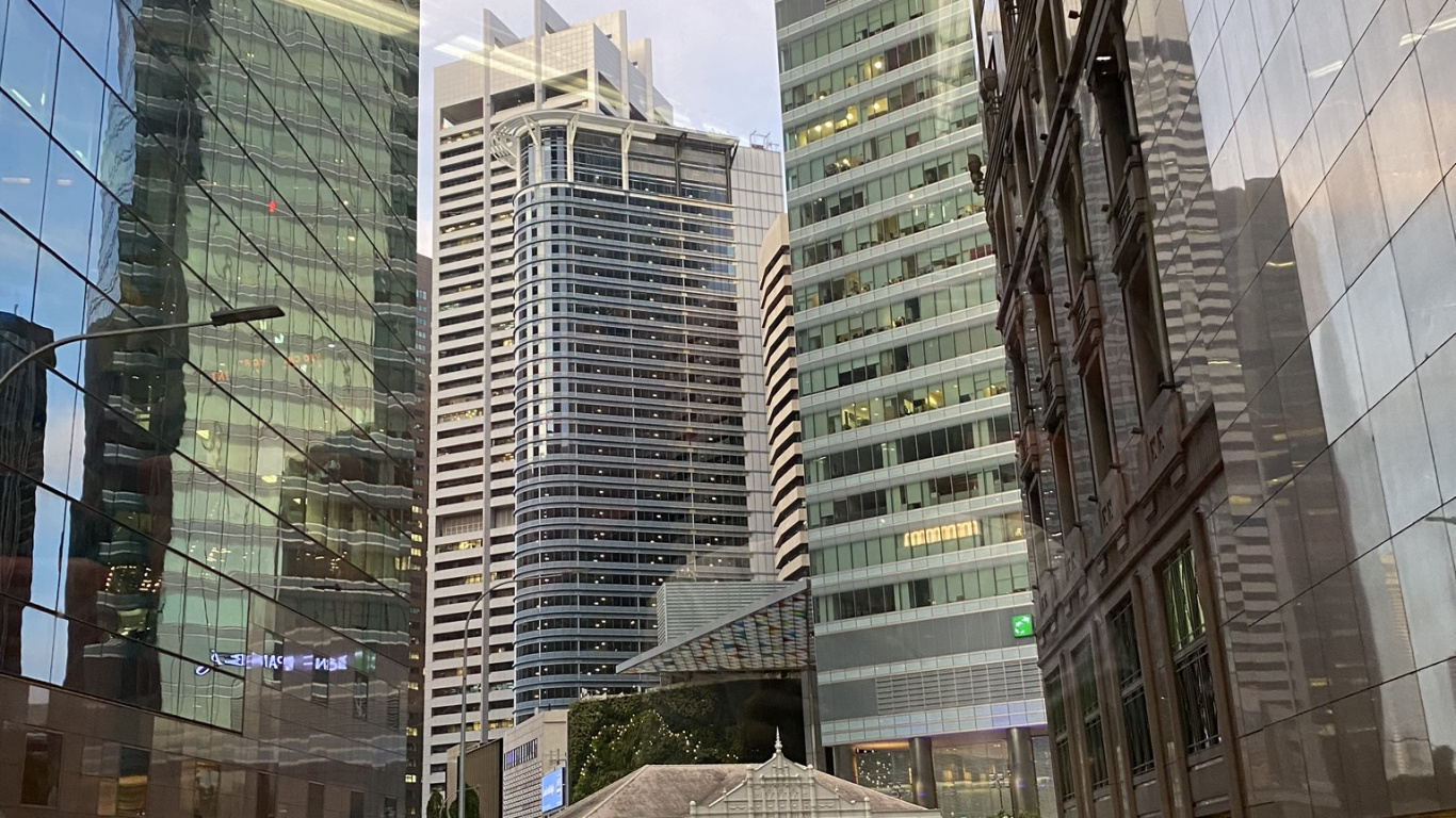 Обои Сингапур, Король, дорога, башня, городской район в разрешении 1366x768