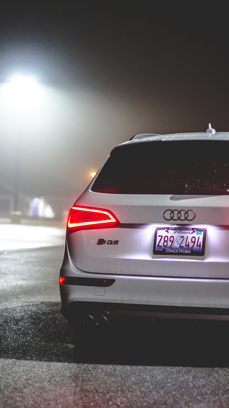 Обои свет, легковые автомобили, автомобиль среднего размера, полный размер автомобиля, бампер в разрешении 750x1334