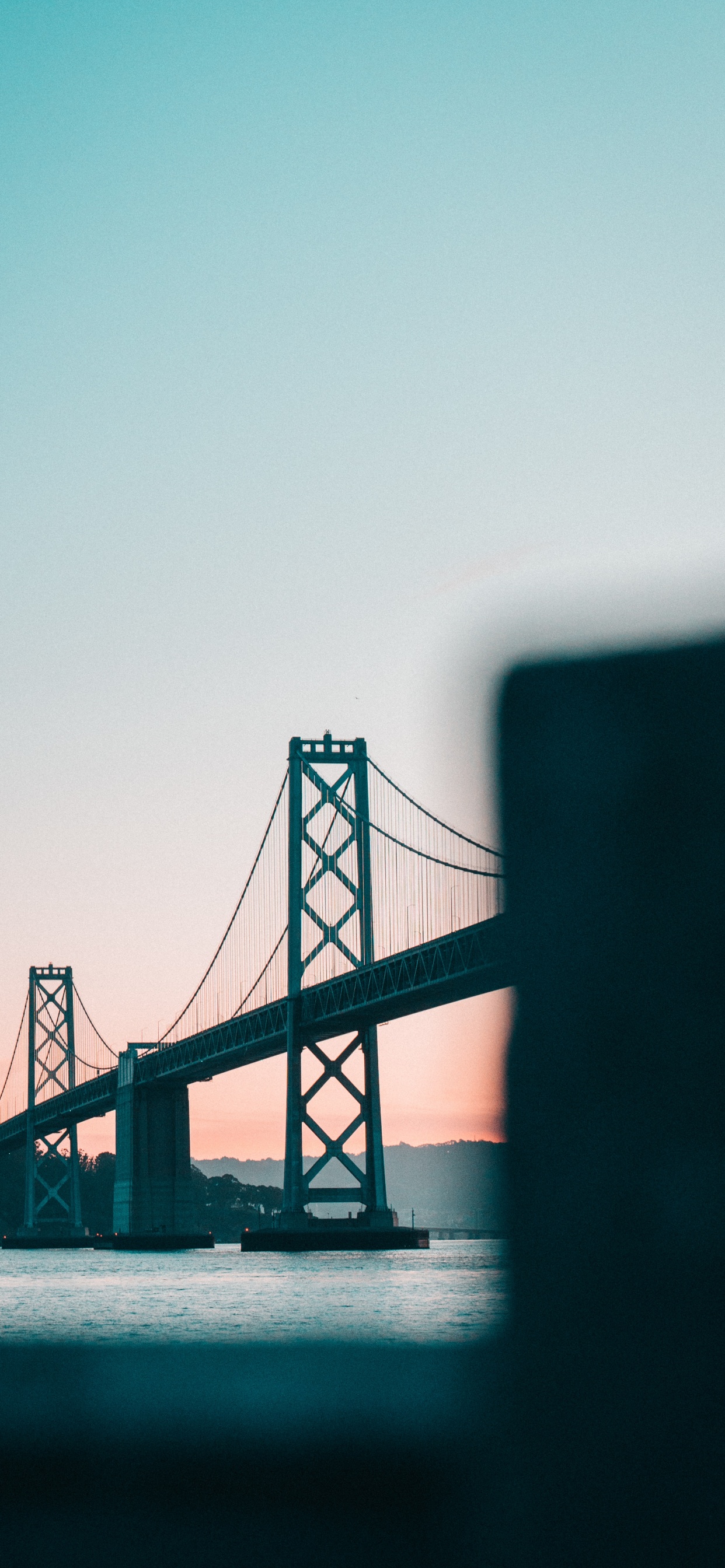 Обои Сан-Франциско-Окленд Бэй-Бридж, спокойный, мост, небо, синий в разрешении 1242x2688