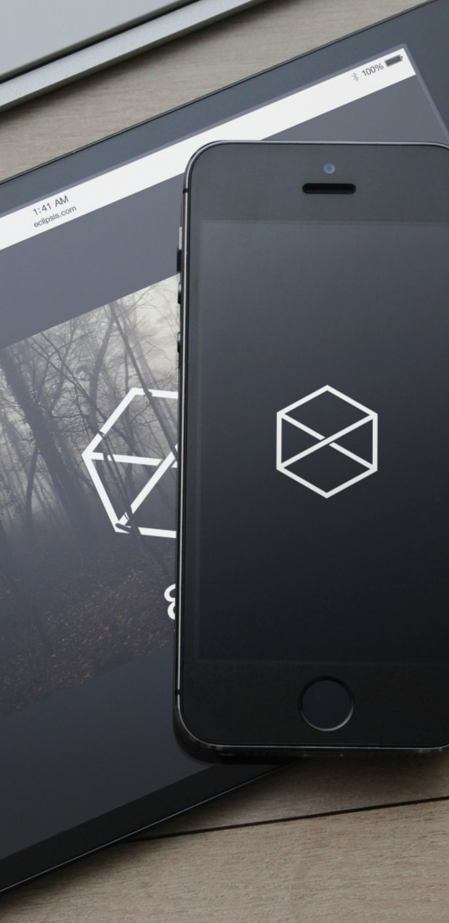 Обои apple, гаджет, электронное устройство, технологии, коммуникационное устройство в разрешении 1440x2960