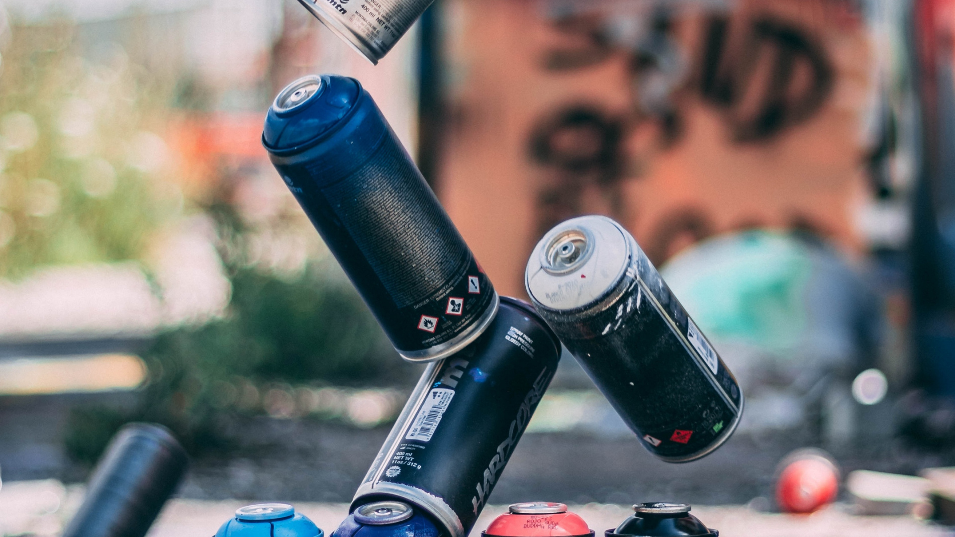 Обои баллончик, распылитель аэрозоля, Спрей живопись, автомобильные шины, материальное свойство в разрешении 1920x1080