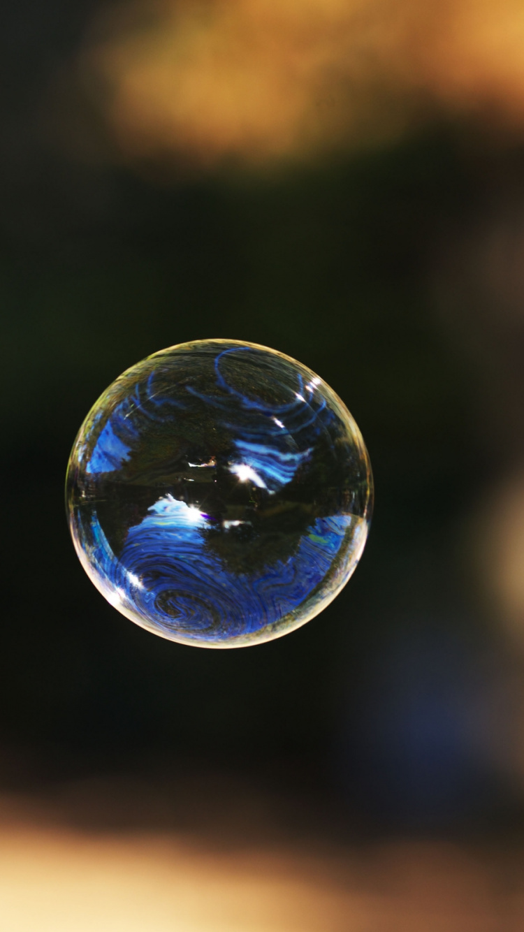 Обои мыльный пузырь, пузырь, вода, сфера, падение в разрешении 750x1334
