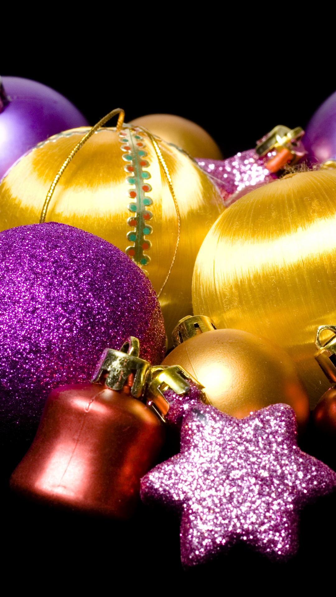 Обои Рождественский день, рождественский орнамент, Новый год, Дед Мороз, елка в разрешении 1080x1920