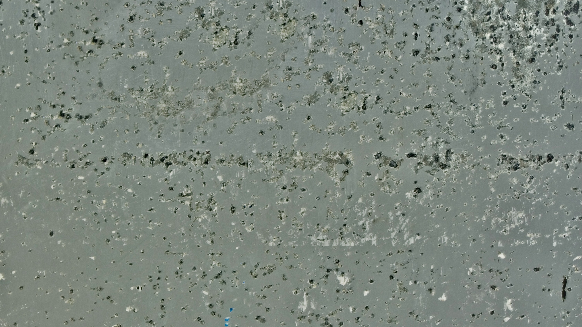 Обои дорожное покрытие, бетон, асфальт, дождь, металл в разрешении 1920x1080