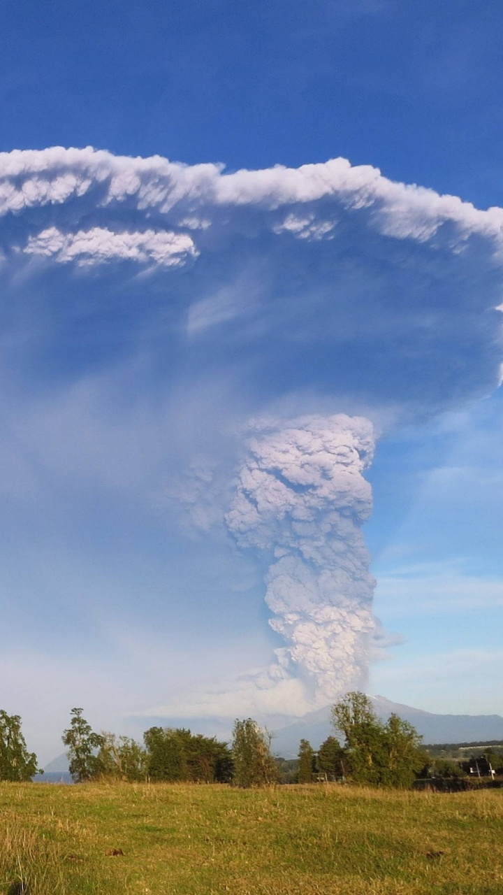 Обои вулкан, Кальбуко, облако, природный ландшафт, природа в разрешении 720x1280