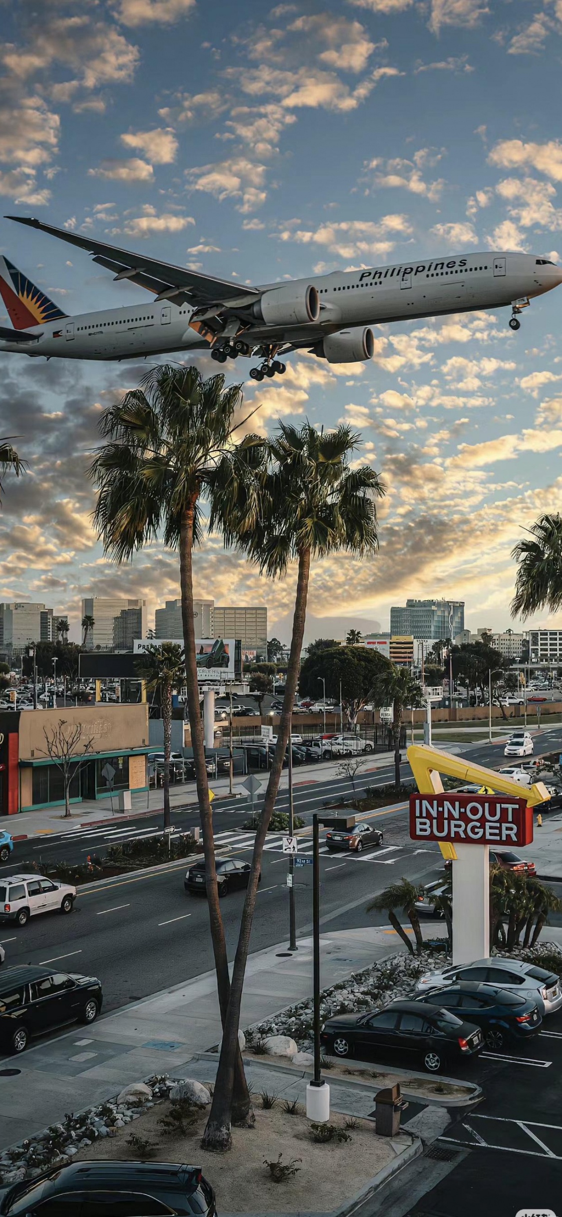 Обои самолет лос-анджелеса, международный аэропорт лос-анджелеса, полет, самолет, аэропорт в разрешении 1125x2436