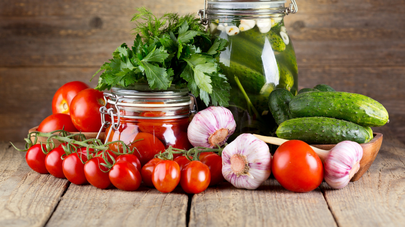 Обои овощ, помидор, пища, природные продукты, вегетарианская пища в разрешении 1366x768