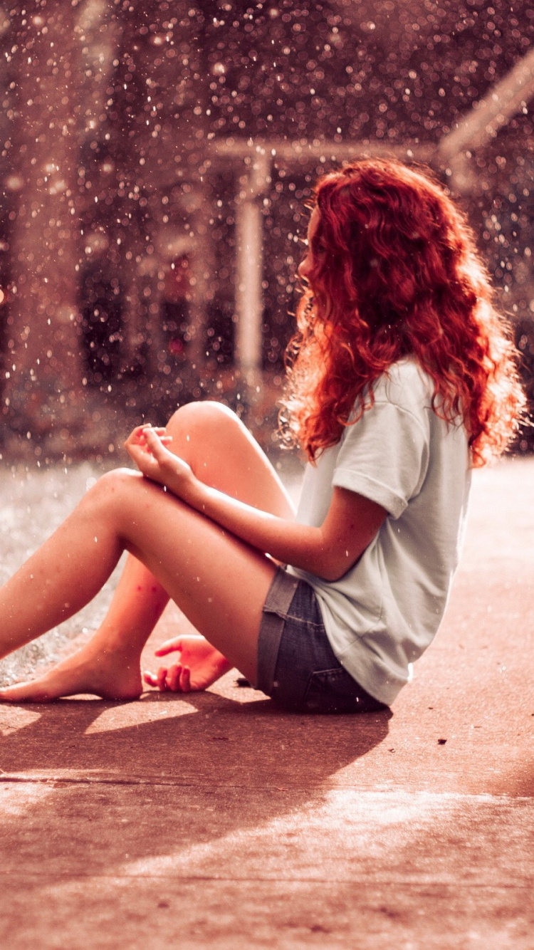 Обои рыжие волосы, красный цвет, красота, сидящий, роман в разрешении 750x1334