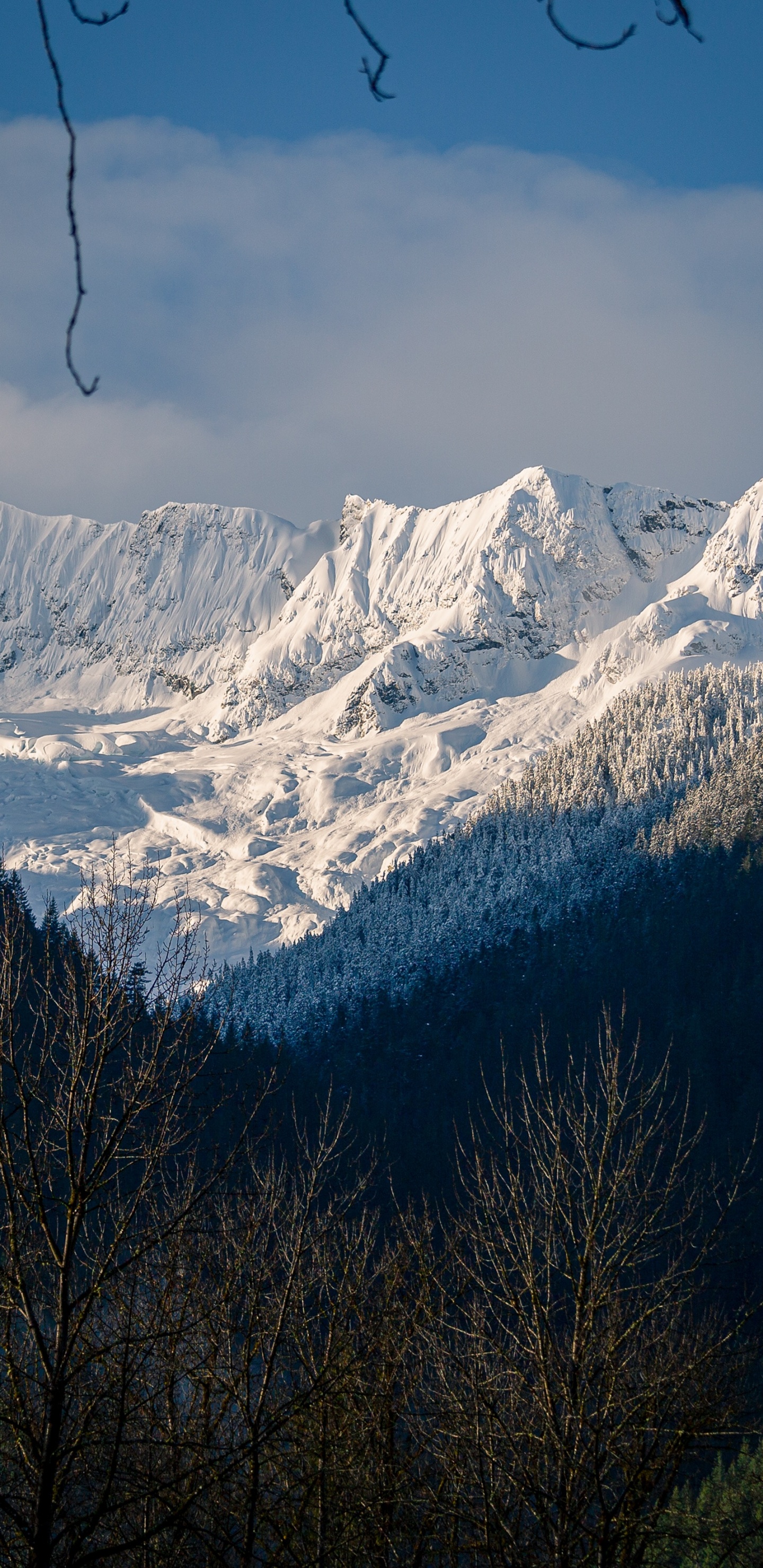 Обои горный хребет, гора, пейзажи гор, нагорье, горный рельеф в разрешении 1440x2960