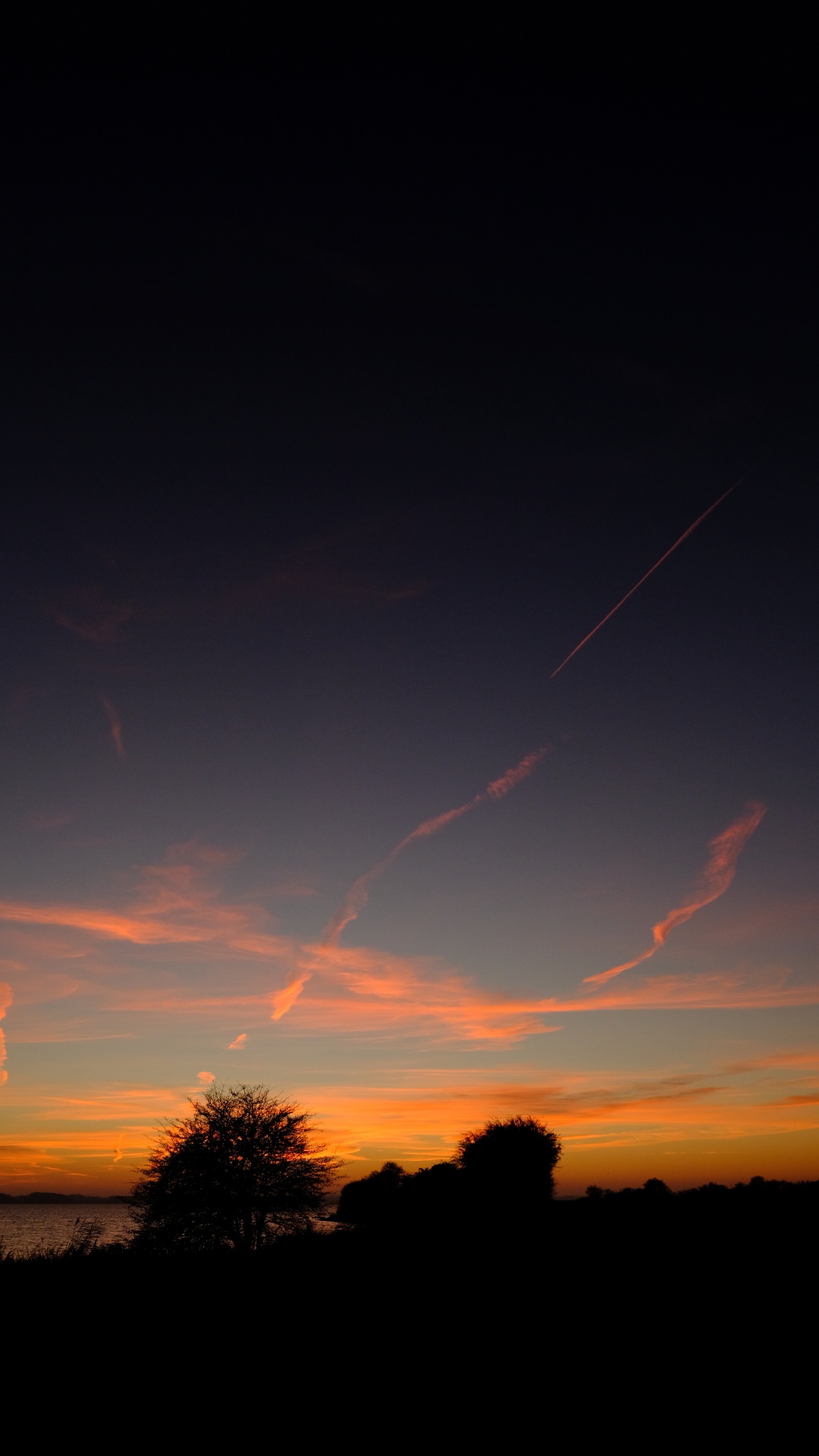 Обои закат, рассвет, вечер, послесвечение, облако в разрешении 1080x1920