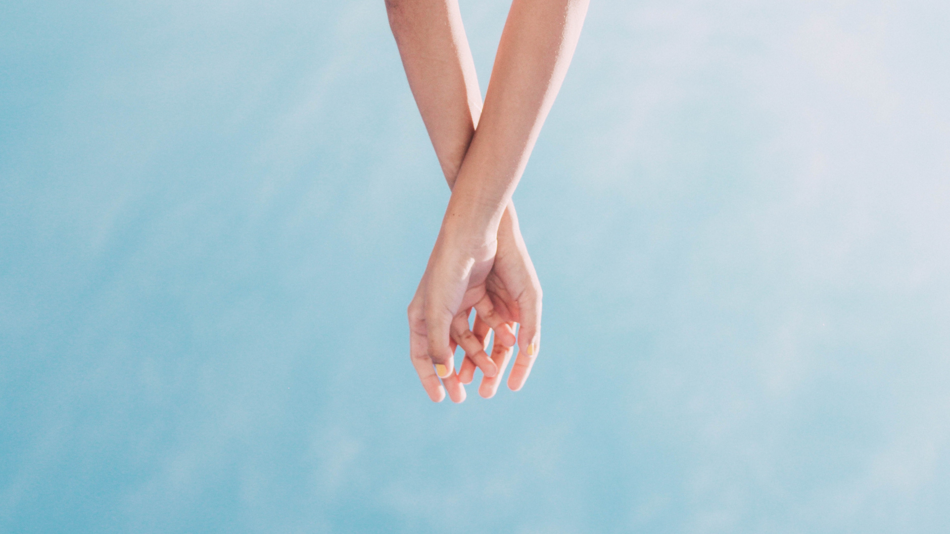 Обои кожа, человеческая нога, нога, ноготь, палец в разрешении 1920x1080
