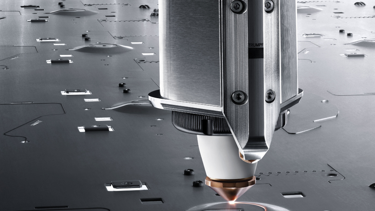 Обои высокая технология, технологии, угол, металл, свет в разрешении 1280x720