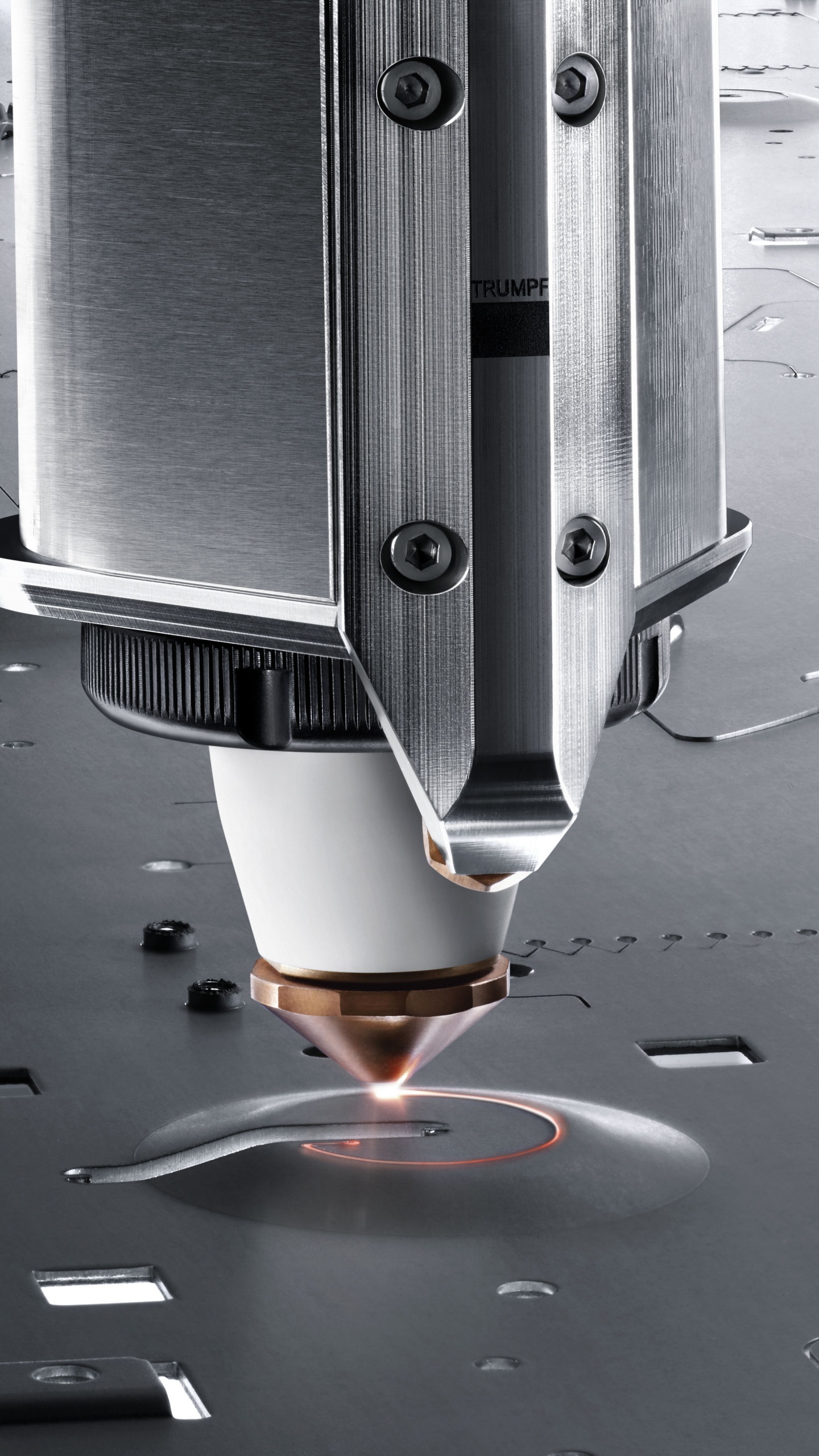 Обои высокая технология, технологии, угол, металл, свет в разрешении 1440x2560