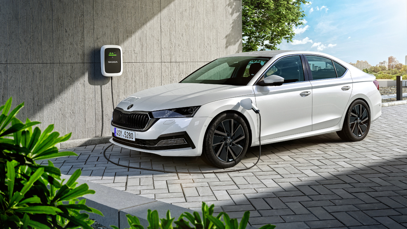 Обои автомобильный код, концерн Volkswagen, skoda octavia, Шкода Октавия Комби, легковые автомобили в разрешении 1366x768