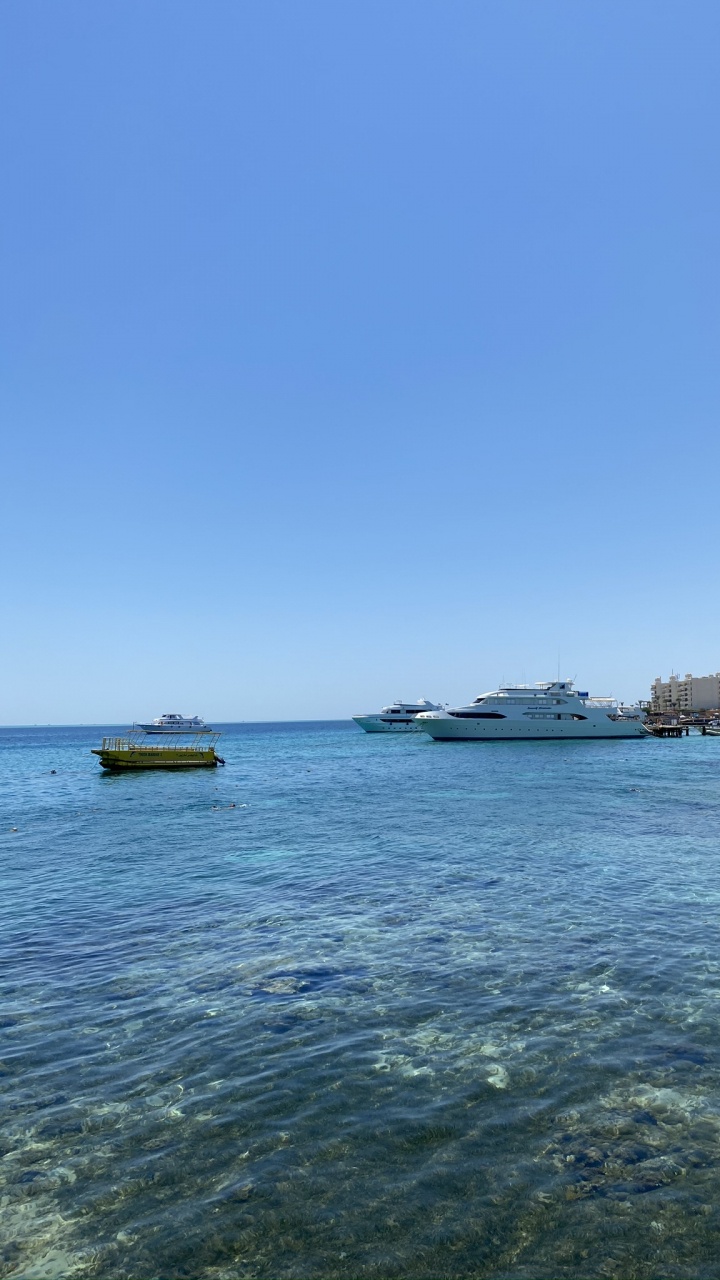 Обои море, водоем, природа, горный рельеф, побережье в разрешении 720x1280